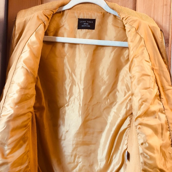 Love Tree  Like New Rib Trim Quilted Padding Zip Up Lightweight Vest, Women’s M - Picture 10 of 13